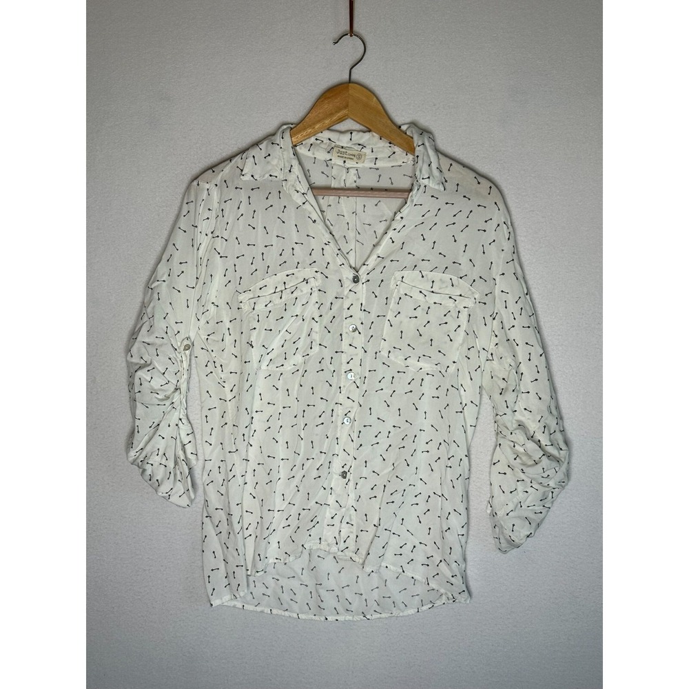 Just Living White Skeleton Key Print Long Sleeve Button Up Shirt Womens Small